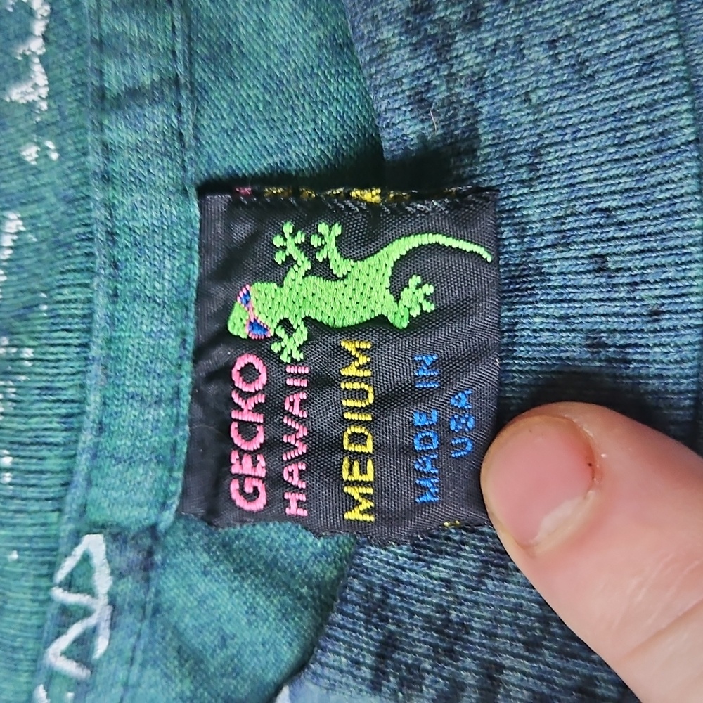 80s 90s Gecko Hawaii All Over Print T-Shirt Teal Green Surf Skate MED, Single S - Picture 4 of 7
